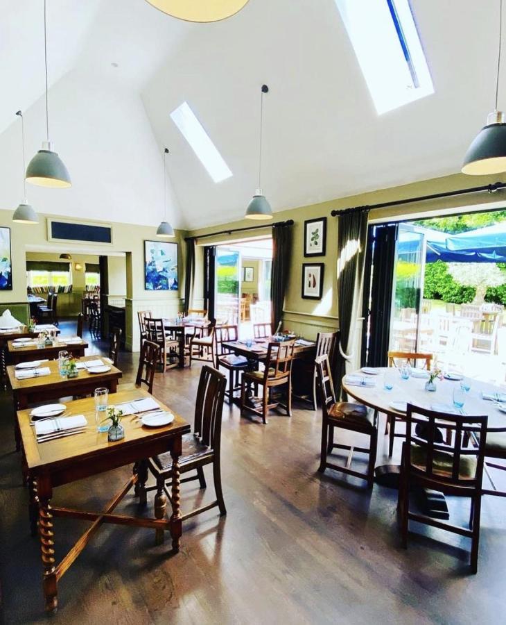 The Bottle & Glass Inn Harpsden Exterior foto